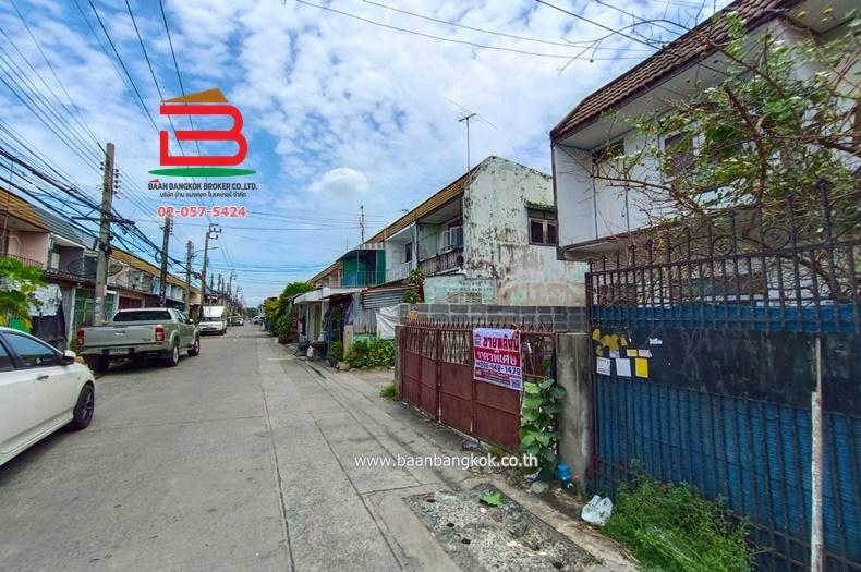 ทาวน์เฮาส์ หมู่บ้าน รุ่งนภา (ซอยหทัยราษฎร์ 9) เนื้อที่ 17 ตรว. ใกล้บิ๊กซีสุวินทวงศ์ ถนนหทัยราษฎร์ แขวงมีนบุรี เขตมีนบุรี(เมือง) กรุงเทพมหานคร 2