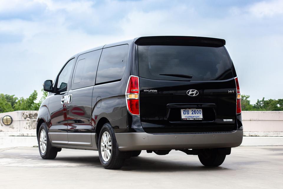 Hyundai H1 A2 2.5 Deluxe 2012 จด 2013 15