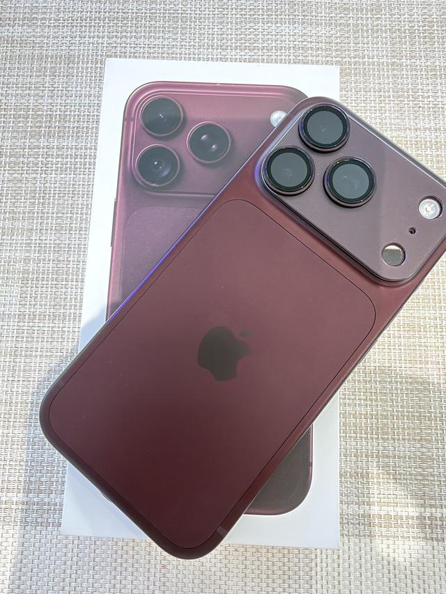iPhone 18 Pro 256 ประกันศูนย์แบตเตอรี่ 100