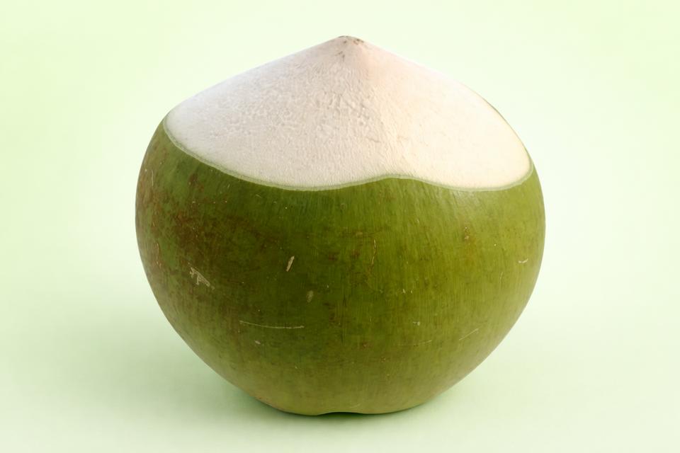 มะพร้าวน้ำหอมไทยบ้านแพ้วสด 100%