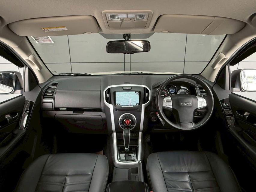 ปี 2019 ISUZU MU-X, 1.9  THE ONYX โฉม ปี13-20 สีขาว เกียร์ออโต้ ประวัติดี เข้าศูนย์ตลอด มือเดียวป้ายแดง รูปที่ 8