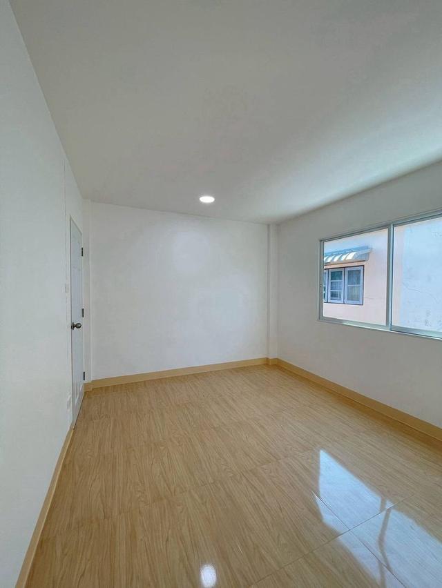 หมู่บ้านร่มโพธิ์ บางบัวทอง ใกล้แยกบางพลูทาวน์เฮาส์ 2 12