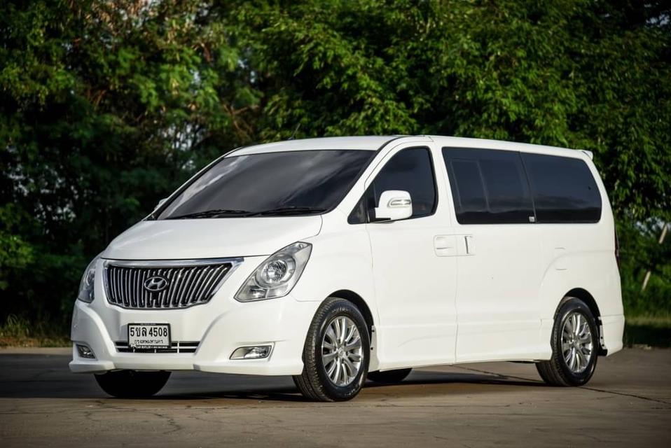 Hyundai Grand Starrex 2.5 VIP AT 2013 รหัส CBL4508