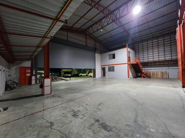 ให้เช่าโกดังพร้อมออฟฟิศย่านลาดกระบัง พื้นที่ 1,600 ตรม. ซอยลาดกระบัง ตำบลราชาเทวะ อำเภอบางพลี สมุทรปราการ 4