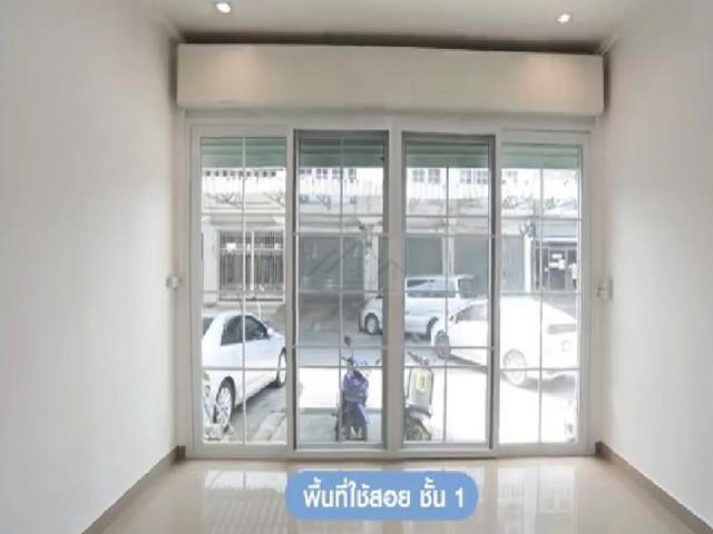 ขายอาคารพาณิชย์ 4 ชั้น 352 ตรม. ซ.ลาดพร้าว 45 Minimal Style ใกล้รถไฟฟ้า ( มีให้เลือก 3 คูหา ) 4