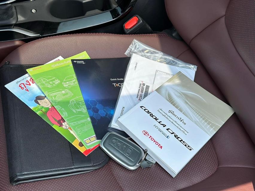 รหัสรถ QT2126 🚘  Toyota Corolla Cross 1.8HV PREMIUM SAFETY สีดำปี 2021 10