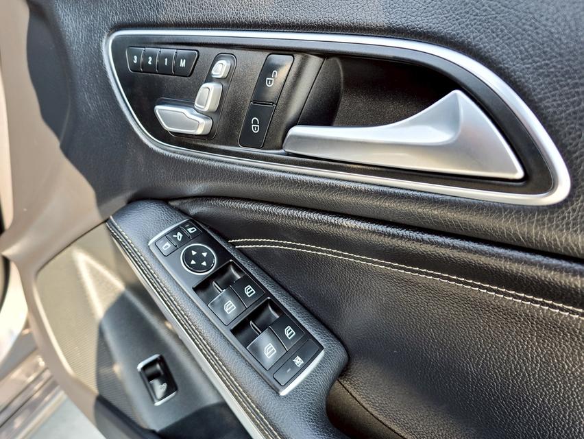 รหัสรถ CBLX1407 💎 Mercedes-Benz CLA 200 Urban 1.6 ปี 2017 รูปที่ 10