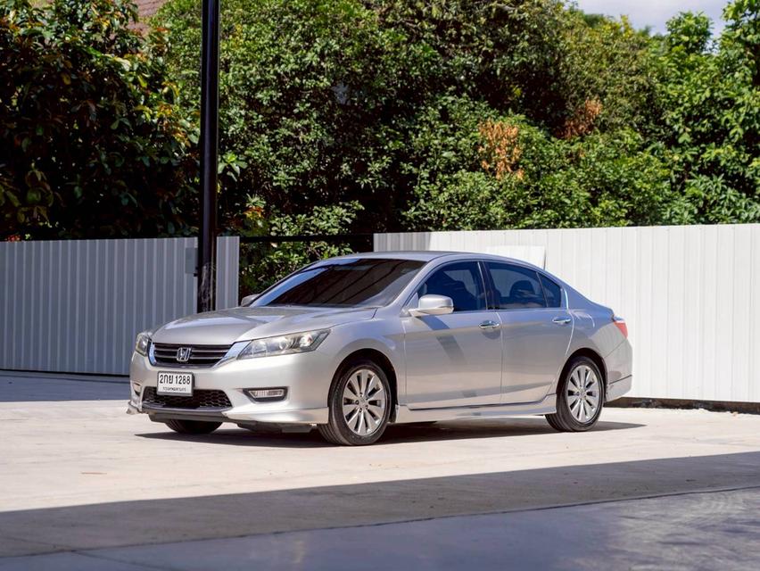 Honda Accord 2.0El ปี14