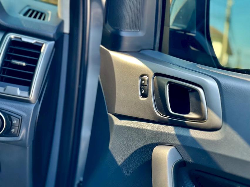 Ford Ranger Xlt 2.2 2WD 4ประตู เครื่องยนต์: ดีเซล เกียร์:AT ปี: 2018 รูปที่ 13