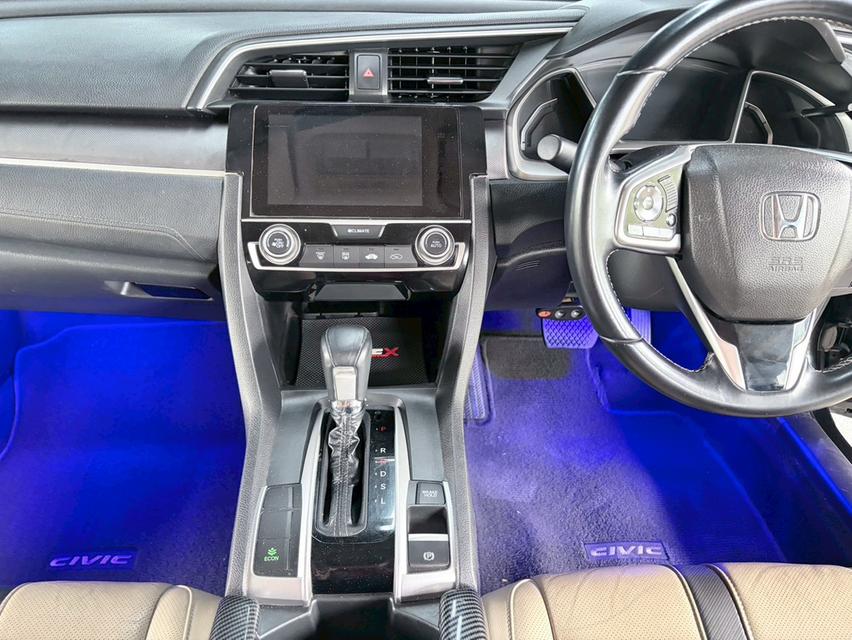 2018 Honda CIVIC 1.8 EL AT รูปที่ 12