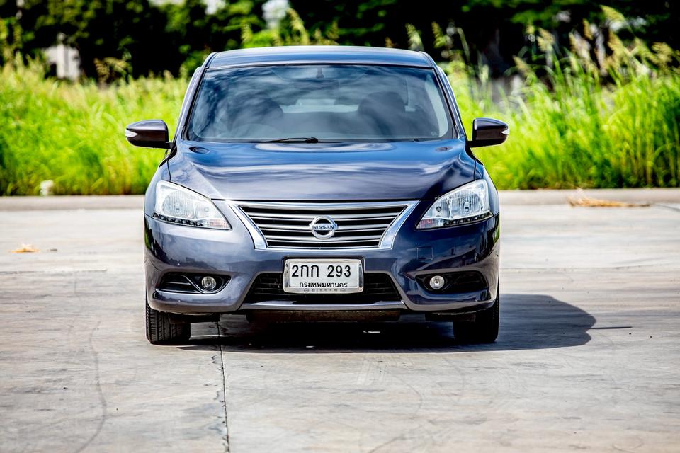 Nissan Sylphy 1.6S ปี 2013 เกียร์ออโต้ สีเทา มือเดียวป้ายแดง 2