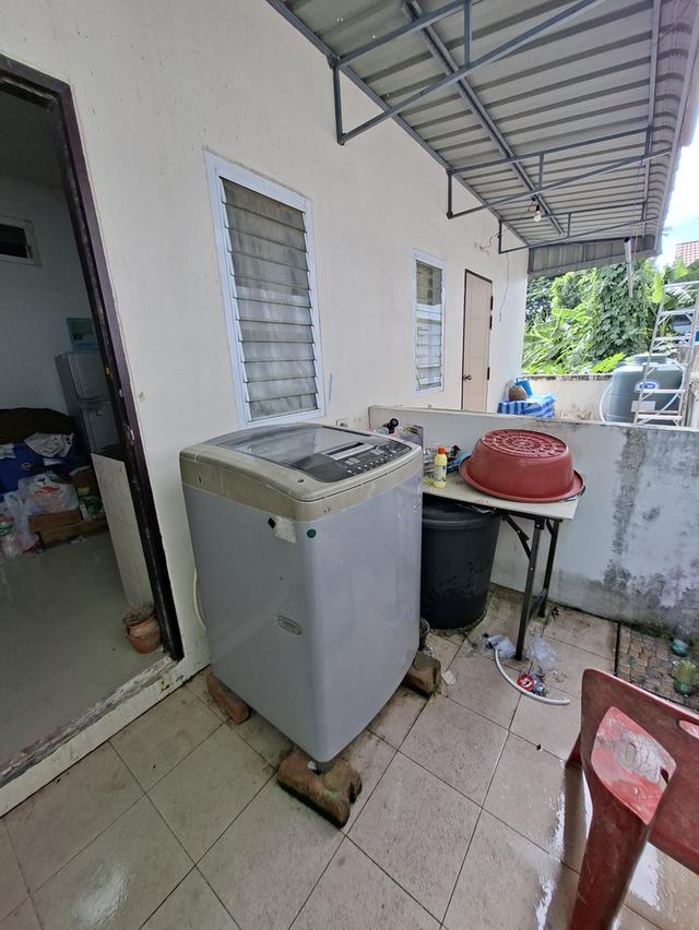 บ้านทาวน์โฮม 2 ชั้น 2 ห้องนอน 2 ห้องน้ำ 8