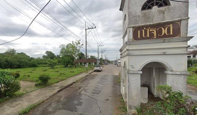 ขายที่ดินเปล่า 235 ตรว. อยู่หน้าหมู่บ้านณัฐวดี ใกล้ถนนรังสิต-นครนายก คลอง 8-9