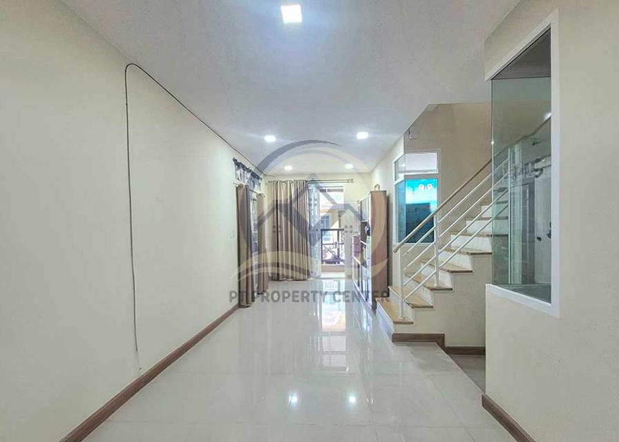 ขาย ทาวน์เฮ้าส์ 2 ชั้น หมู่บ้านโกลเด้นทาวน์ 2 บางแค ซอยกาญจนภิเษก 5/1 6