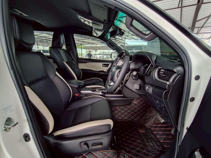 Toyota Legender 2.8 4WD ปี 2020จด2022 14