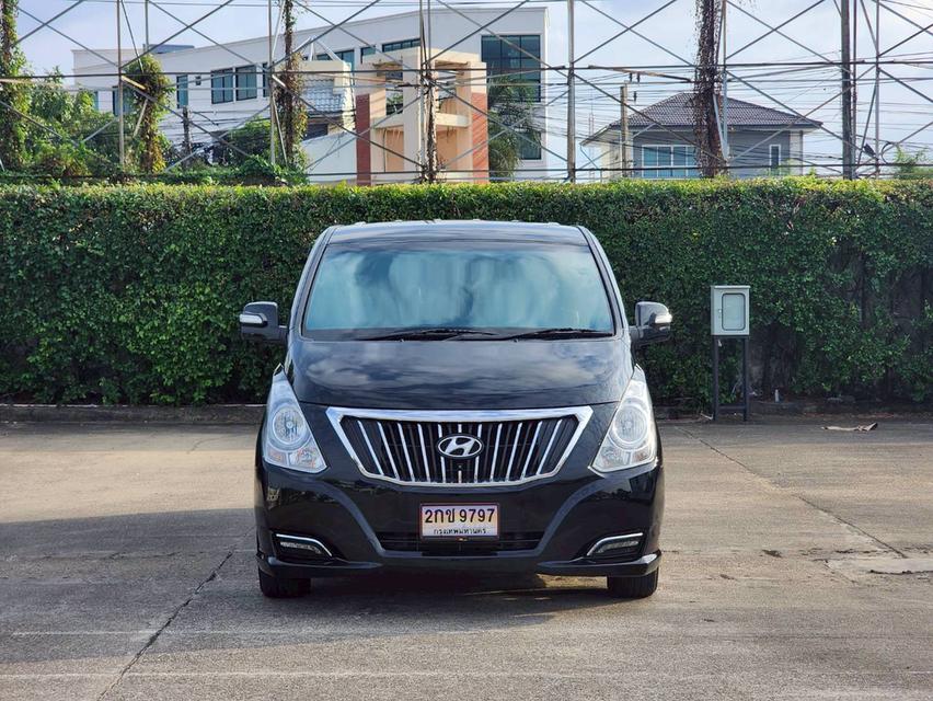 รหัสรถ 67GG549 🚐🚙HYUNDAI H1 DELUXE 2018 ตัวสุดท้าย สีดำ ภายในเบจ 15