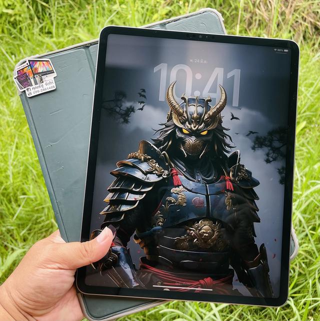 ขาย iPad Pro 12.9“ M1 256GB WiFi KN/A