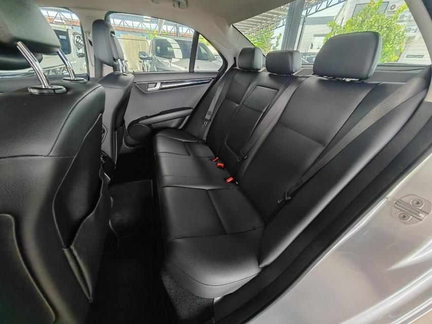 BENZ C200 CGI 1.8 W204 10
