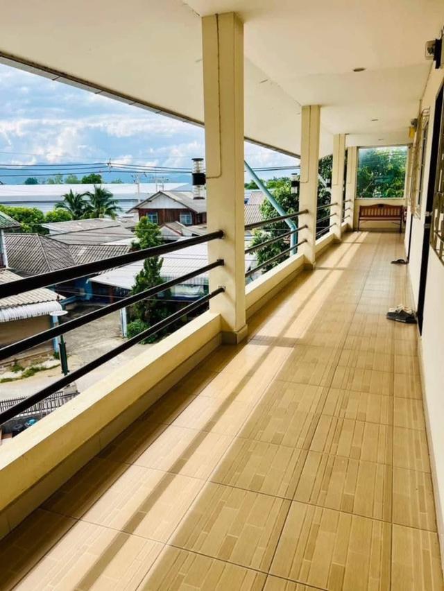 ขายด่วน หอพัก 3 ชั้น 26 ห้องพัก + 1 ออฟฟิศ ใจกลางเมืองเชียงราย (โซนบ้านดู่) ทำเลทองนักศึกษา-คนทำงาน รายได้นิ่ง Yield 6% ต่อปี! 4