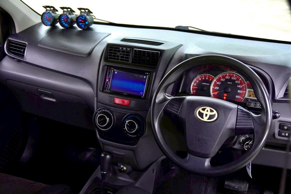 TOYOTA AVANZA 1.5 E 2014