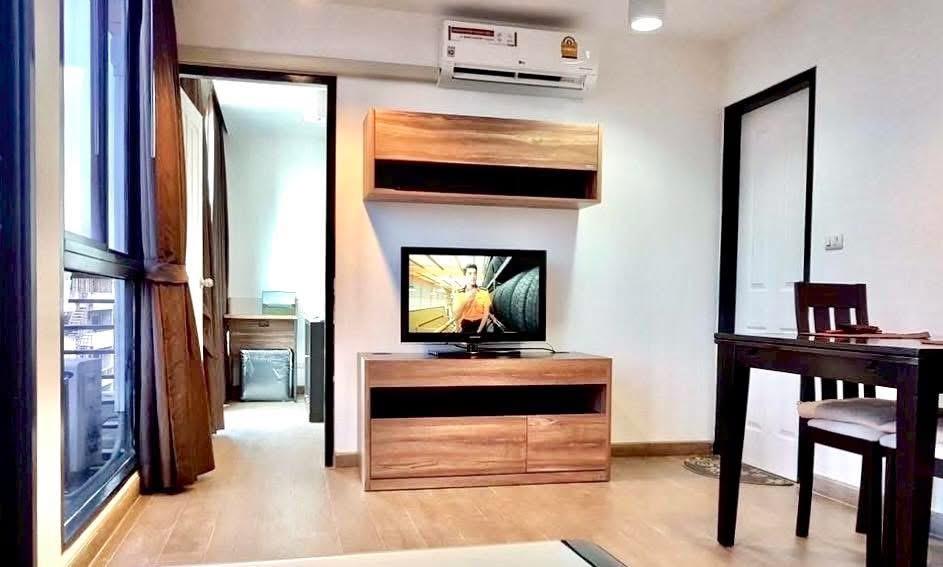ขายคอนโด Chateau In Town Ratchada 10 (ชาโตว์ อินทาวน์ รัชดา 10) ใจกลางรัชดา ใกล้ MRT ห้วยขวาง/ศูนย์วัฒนธรรม 1