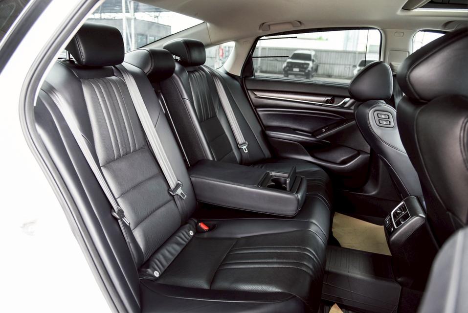 รหัสรถ CBL9478 Honda Accord 2.0 Hybrid TECH AT 2020 6
