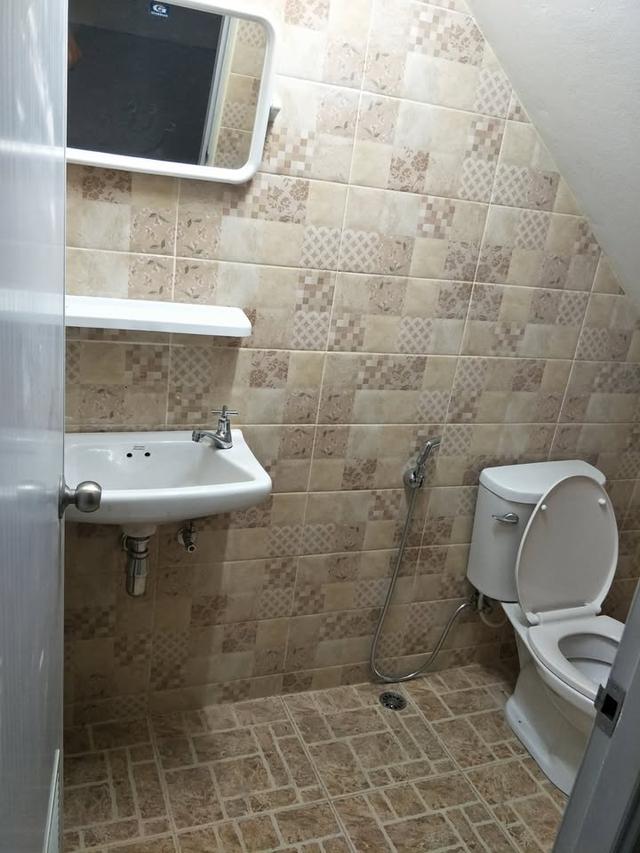 ทาวเฮาสน์2ชั้น ใจกลางเมืองระยอง ติดหน้าถนนสุขุมวิท 2ห้องนอน 2ห้องนั้า 5