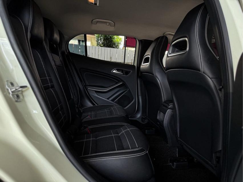 ปี 2014 BENZ GLA-CLASS, 200 โฉม W156ปี14-20 สีขาว 8