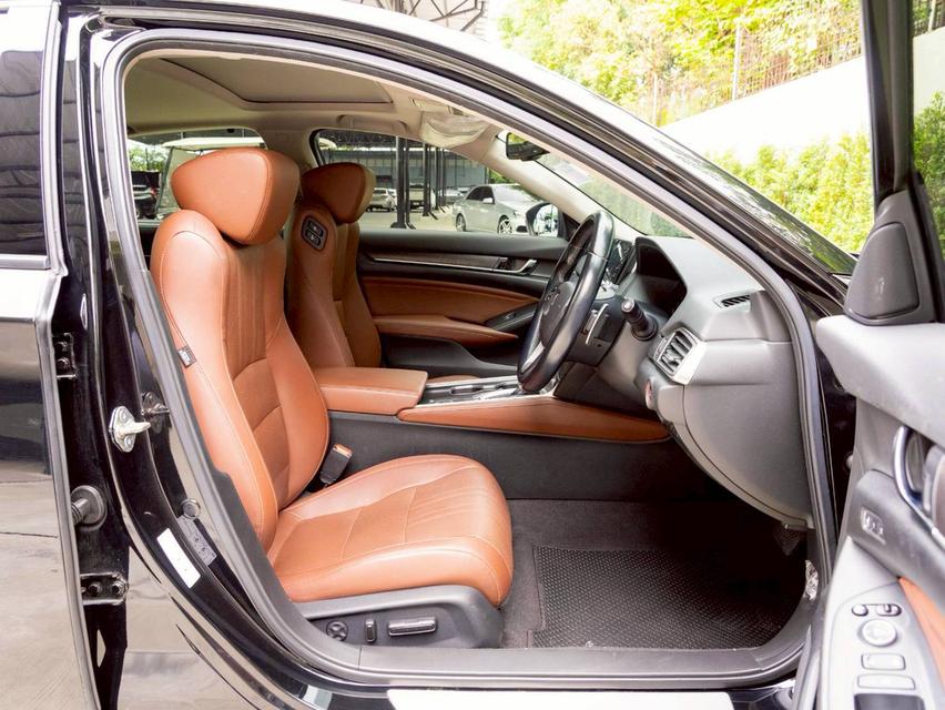 Honda Accord 2.0Hybrid Tech ปี20 14