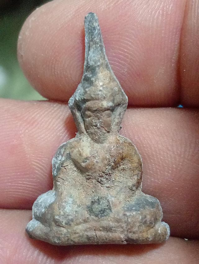 พระเครื่องท่ากระดานหลวงพ่อนารถ 10