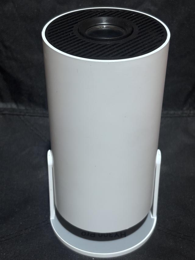 HY300 PRO โปรเจคเตอร์มือสอง รูปที่ 3