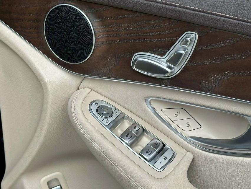 Mercedes Benz GLC250d Off-road CKD (W253) ปี 2018 จด 2019   10