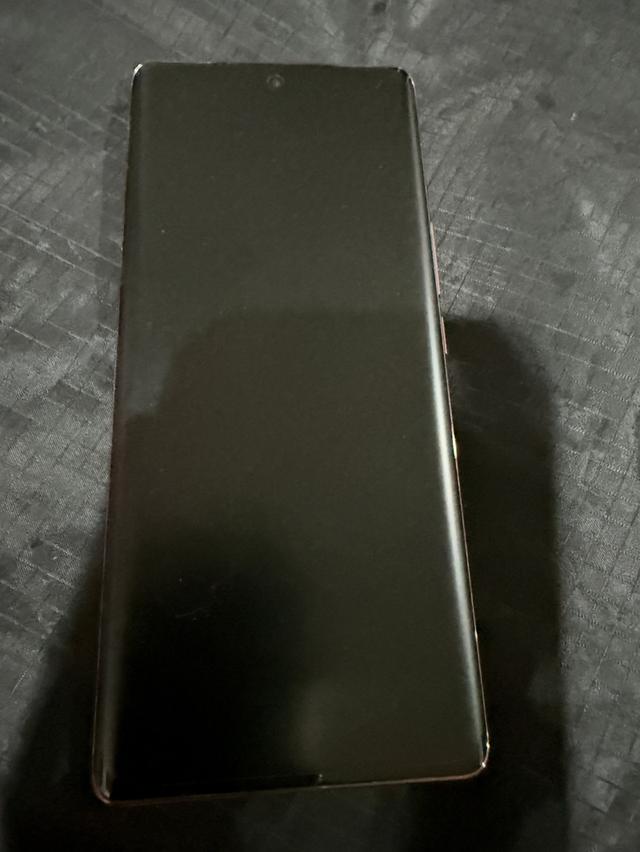 Vivo V29 5G 12/512GB สีแดงมารูน 💥 ราคา 6,500 บาท 💥