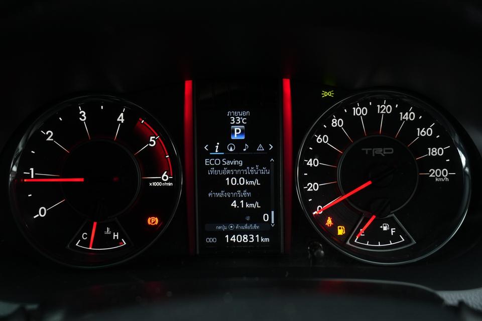 2016 Toyota Fortuner 2.8 TRD Sportivo 4WD SUV AT  สีขาว ไมล์ 140764 กม. 19
