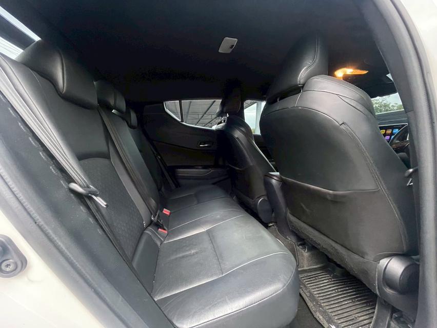 Toyota C-HR Hybrid  Y19 Wagon 4dr 1.8 HI HV  CVT FWD top  1.8 (Hybrid) สีขาว ออโต้  9