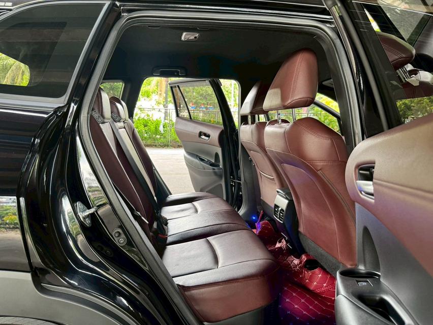ขายรถ Toyota Corolla Cross 1.8 Hybrid Premium ปี 2022 สีดำ เกียร์ออโต้ 10