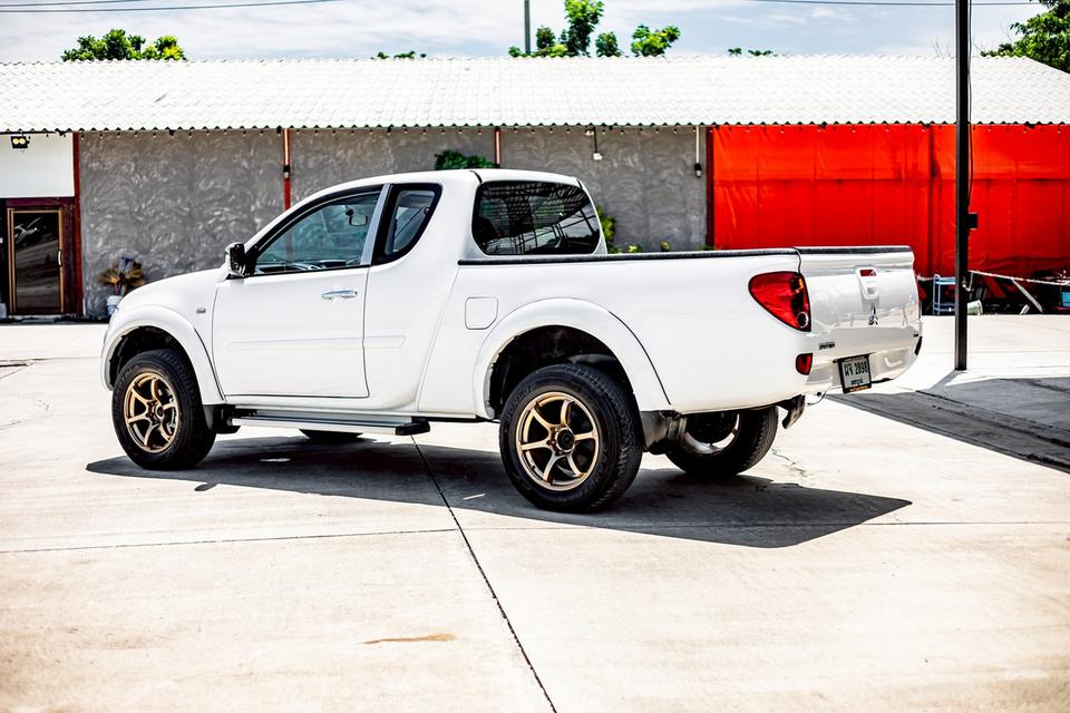 Mitsubishi Triton PLUS MEGA CAB 2.5 GLX เกียร์ธรรมดา ปี 2012 สีขาว 9
