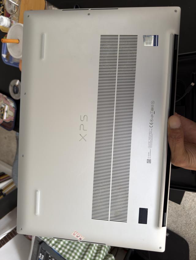 Dell XPS 9700 17“ i7 | RTX 2060 6GB | 16GB RAM | 512GB SSD รูปที่ 6