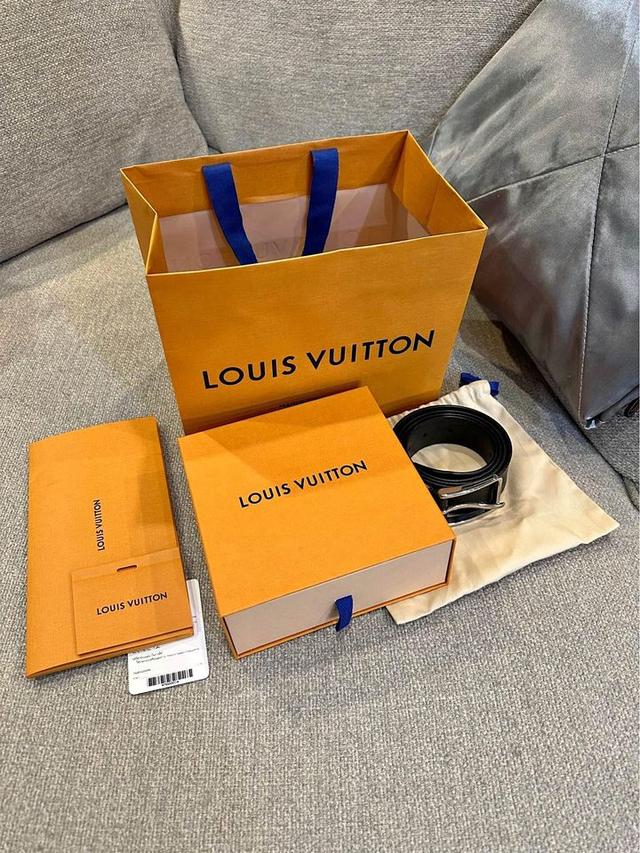 ส่งต่อเข็มขัด Louis Vuitton