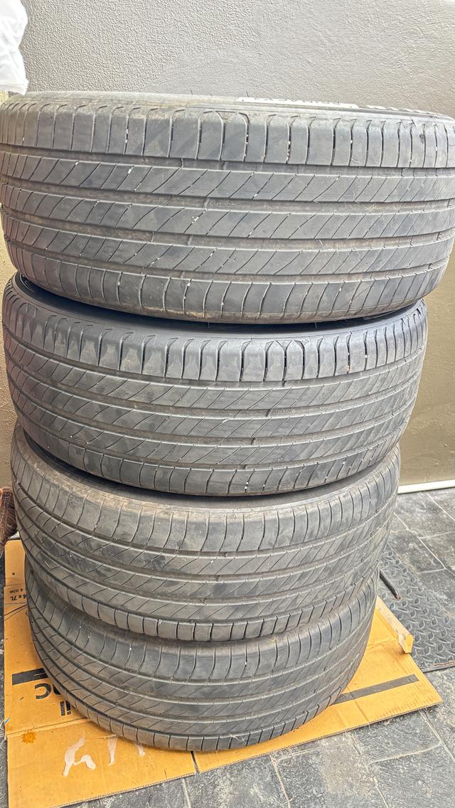 ยางรถยนต์ Michelin Primacy4 225/50 R18 ผลิต 09/23 จำนวน 4 เส้น รูปที่ 2