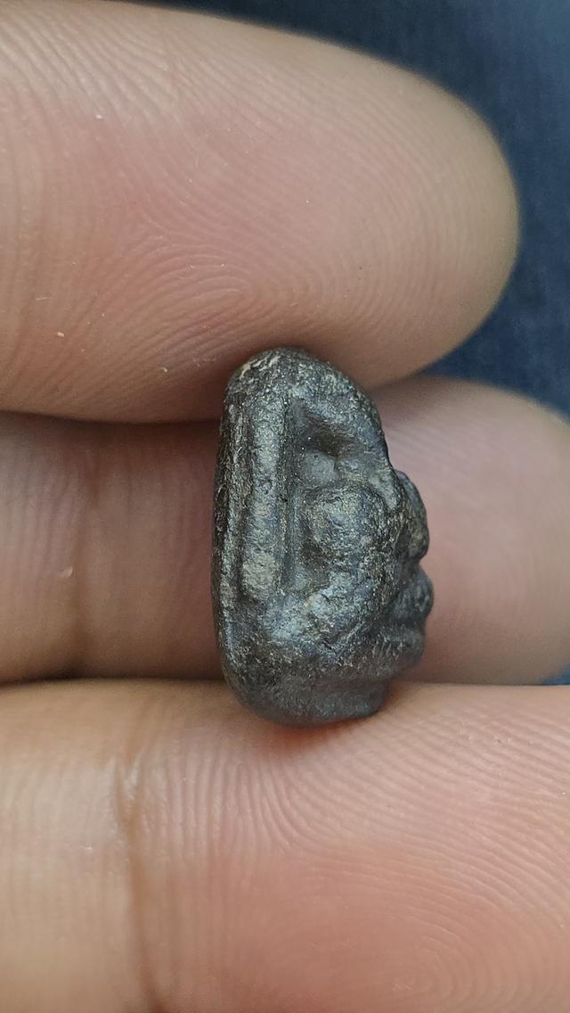 พระปิดตาหลวงปู่ยิ้ม วัดหนองบัว พิมพ์แจกครอบครัว 4