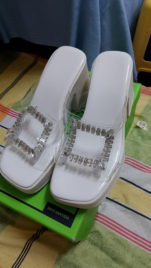 รองเท้าซื้อมาไม่ได้ใส่
