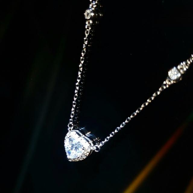 ปุอามี่ จำหน่ายเพชร เเละ สั่งทำขึ้นตัวเรือน มีใบรับรองทุกชิ้น 4