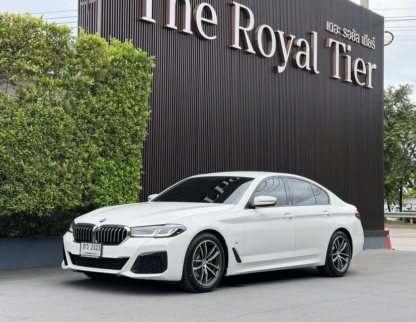 (แจ้งรหัสรถ AP2323) BMW 520d M Sport LCI (G30) 2021