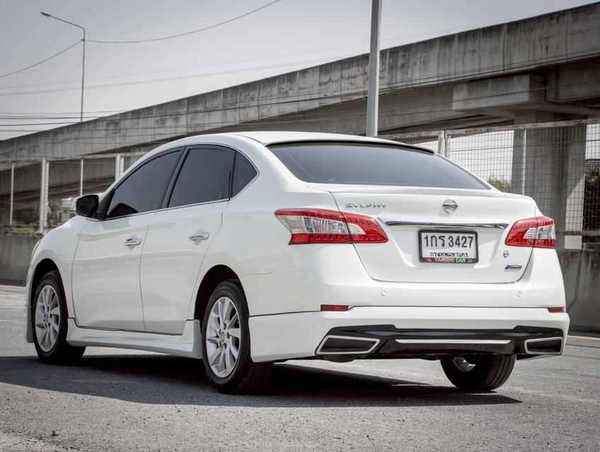 NISSAN SYLPHY 1.6 V ปี 2013