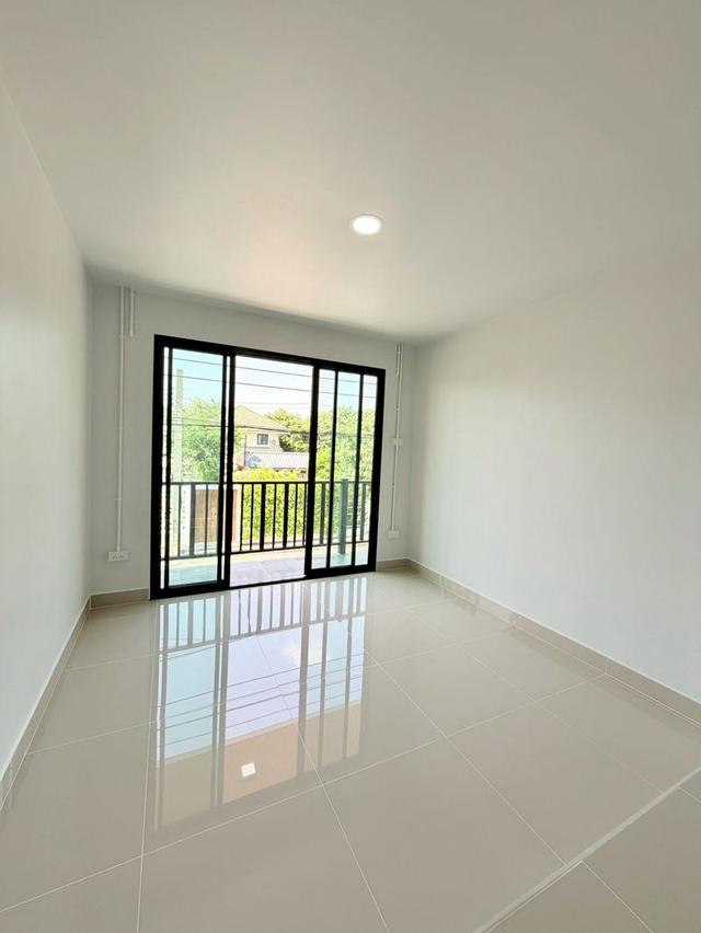 หมู่บ้านพฤกษา14A วัดลาดปลาดุก บ้านแฝด 2 ชั้น หลังมุมติดสวนสาธารณะ ตกแต่งใหม่พร้อมอยู่ เหมาะสำหรับครอบครัวใหญ่ และผู้ที่ต้องการพื้นที่ใช้สอยเยอะ 17