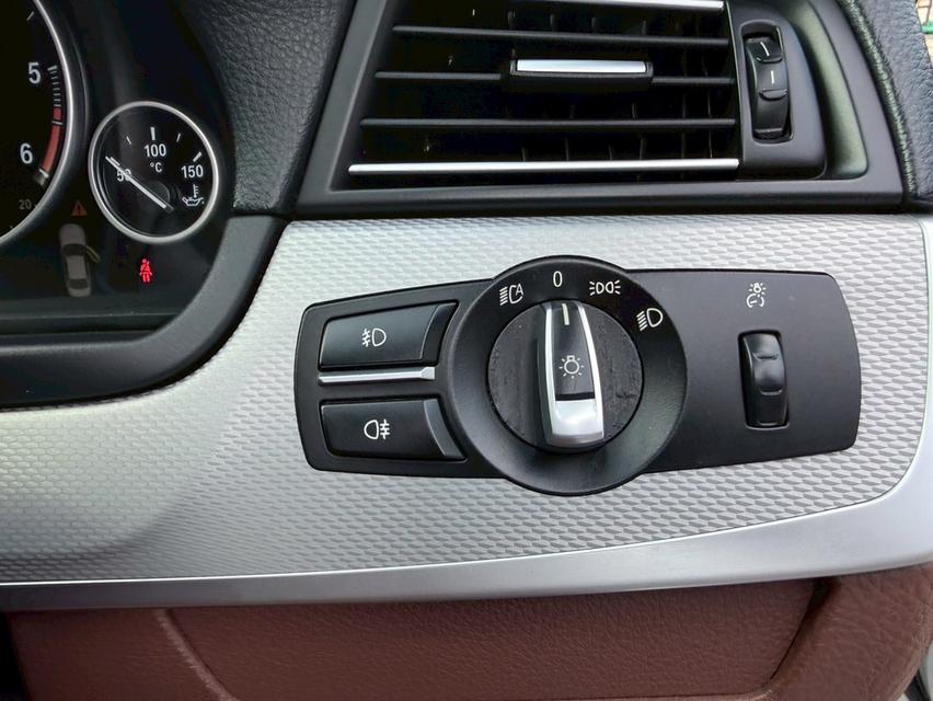 รหัสรถ PB8263 BMW 520D M SPORT 2016 ดีเซล 8