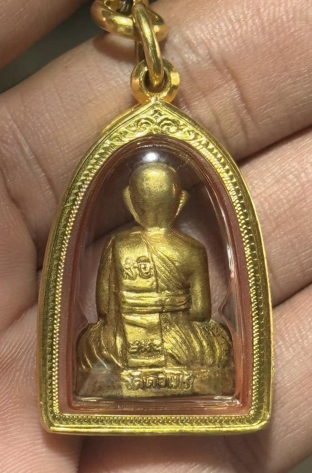 หลวงพ่อมุ่ย แถวเดียว วัดดอนไร่ 4
