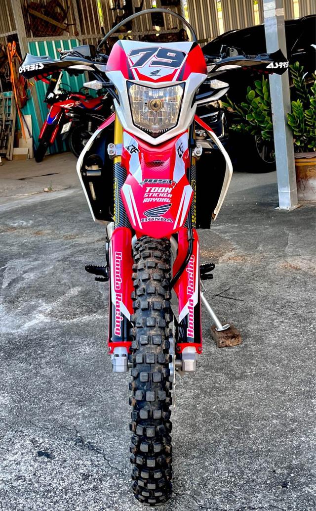 ส่งต่อ Honda CRF ปึ 2018 รถสีแดง 3