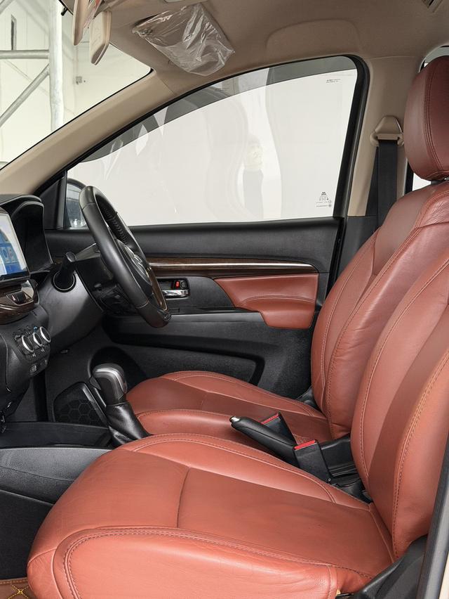 Suzuki Ertiga 1.5 GX ปี 2019 ราคาขาย. 💵339,000.-บาท☑️ รถบ้านมือเดียวป้ายแดง☑️ ไมล์เพียง 91,xxx กม.☑️ เครื่องยนต์เบนซิน 1.5 เกียร์ออโต้ ☑️ รูปที่ 12
